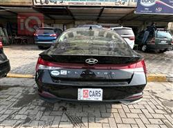 هیۆندای ئەلەنترا